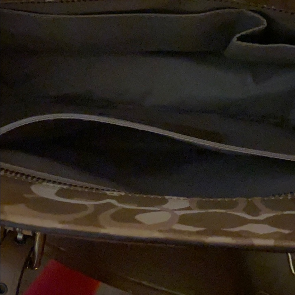 Coach Signature Purse - Picture 6 of 7